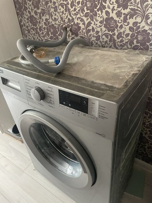 Продам стиральную машинку