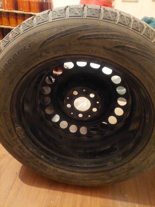 Запаска шина с дискам