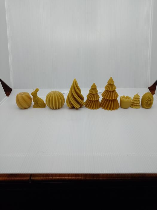 Vând lumânări ceara naturala