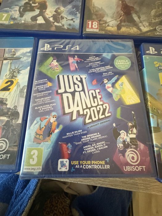 Vand cd-uri compatibilie cu ps4 si ps5