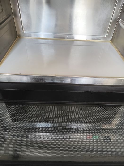 Професионална микровълнова ,, Panasonic "