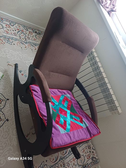 Продам кресло кочалку