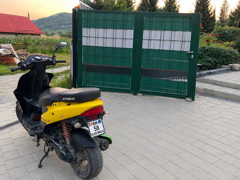 Dezmembrez scuter kymco agility 50