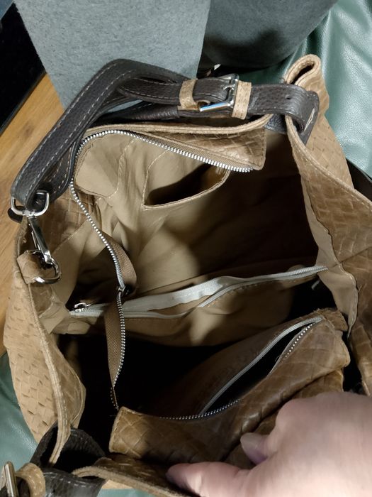 Продавам дамска чанта