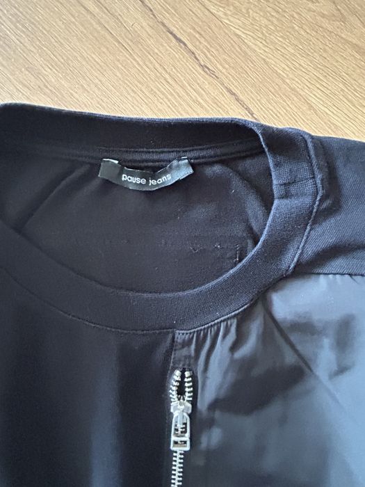 Тениски на Pause Jeans