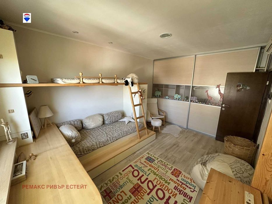 Продава се Двустаен апартамент в Русе, Широк център - 60 кв.м за 2015 €/кв.м - Снимка #7