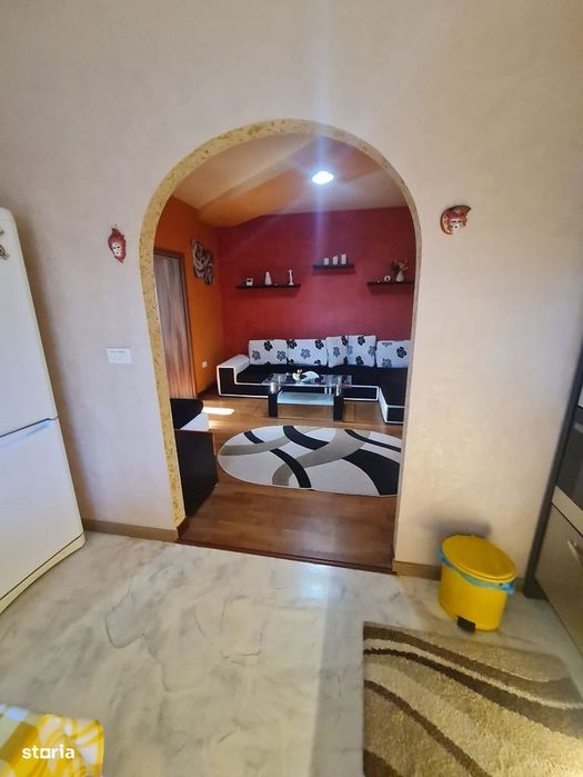 Casa individuala - 2 camere - zona Tg. Cucu - Statia Padurii