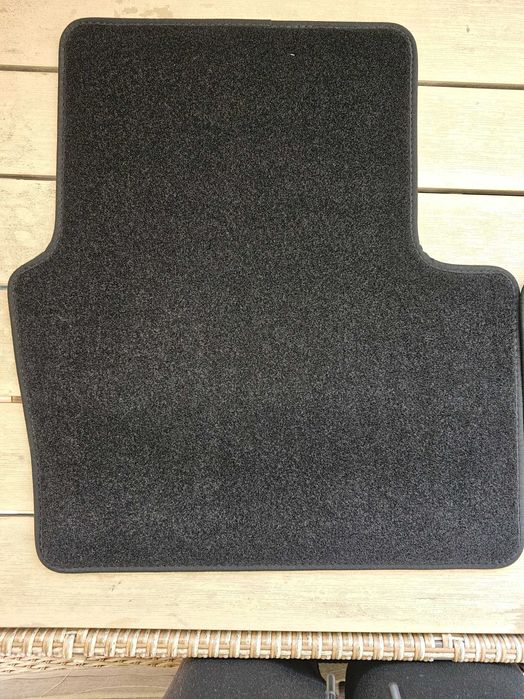 Оригинални мокетни стелки на задни места за Mazda CX-3