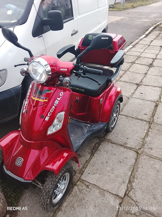 Econelo скутер 2024г