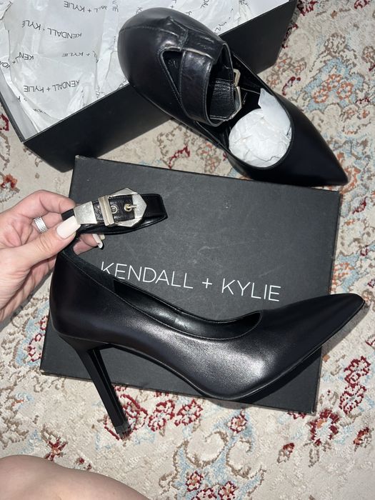 Продам итальянскую обувь