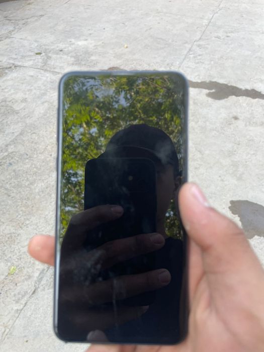 Samsung s 10 e хорошем состаяние