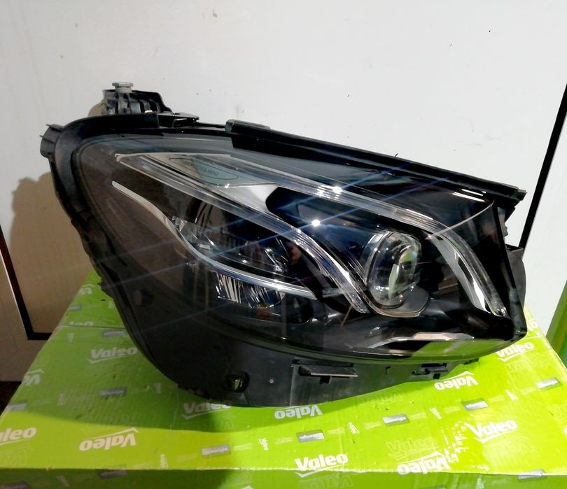 Фар Фарове за Mercedes E-classa W213 / Мерцедес Е А213 MULTIBEAM LED.