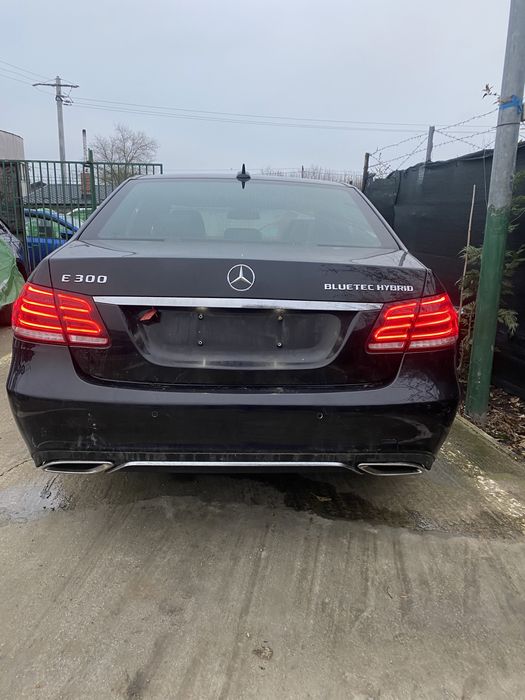Balamale capotă stânga , dreapta cu capsă Mercedes W212 facelift