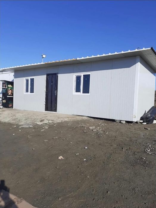 Vând containere modulare de locuințe