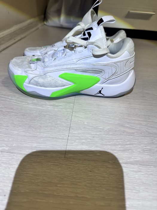 Детски  NIKE -JORDAN  nomer 38,5 -24cm