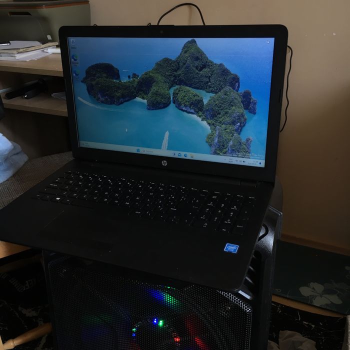 Продавам Лаптоп hP  +Принтер  hP