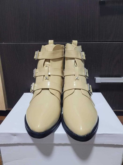 Ghete dama îmblănite