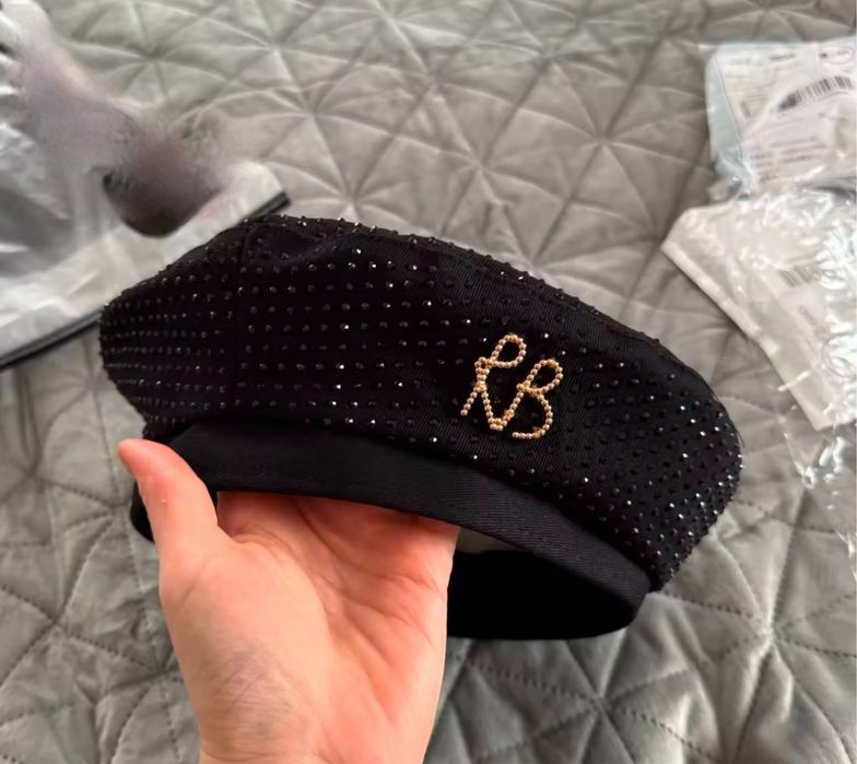 RB Шапки Ruslan Baginskiy