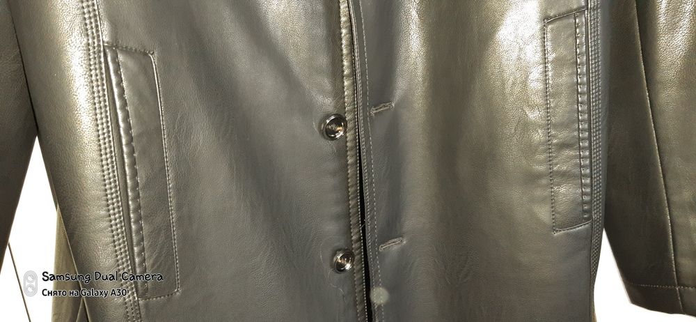 Продаётся мужская зимняя дублёнка