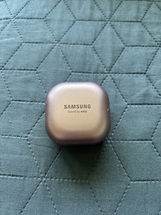 ЗАРЯДНО Samsung Galaxy Buds Live, бронз