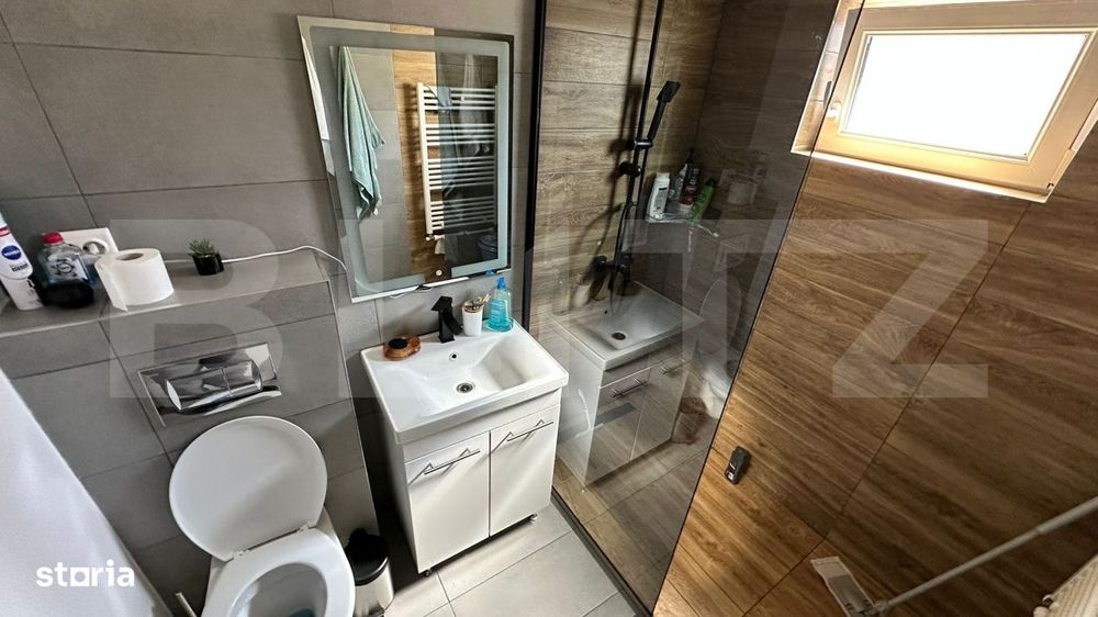 Apartament spatios cu 4 camere, decomandat, complet mobilat si renova