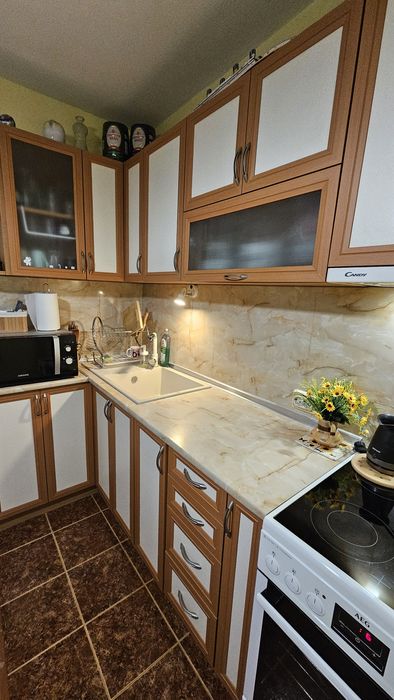 Продавам апартамент в гр.Сливен,кв.Клуцохор