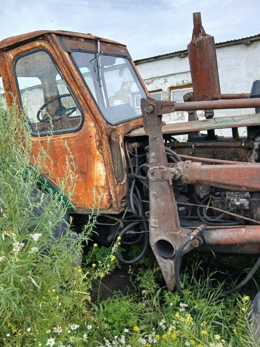 Продам ЮМЗ с куном