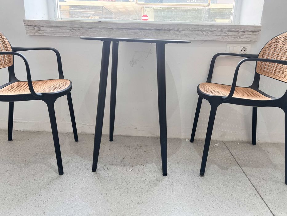 3 mese + 6 scaune pentru terasă / exterior
