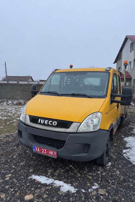 iveco daily cu macara
