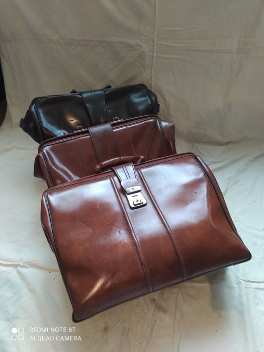 Продам кожаные сумки времён СССР