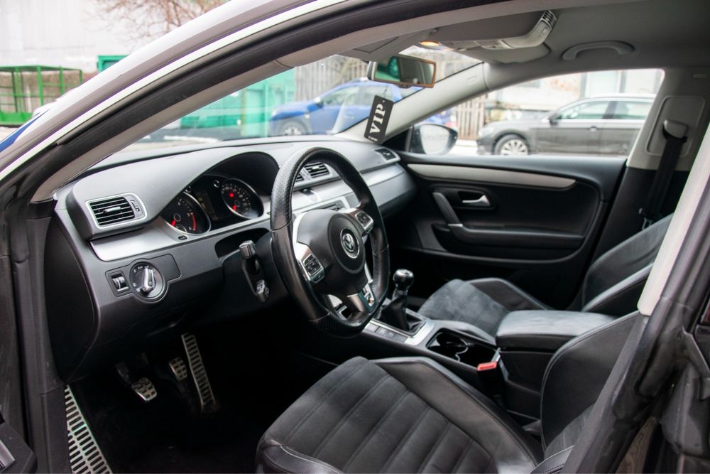 Volkswagen Passat CC/ R-Line 2012/ Dynaudio/ Distronic/ BiXenon