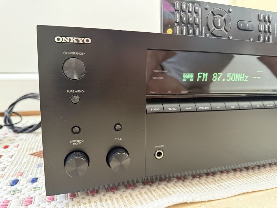 Onkyo TX-NR676 Dolby Atmos Wi-Fi Bluetooth