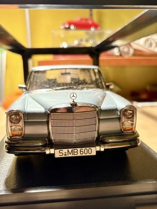 Macheta 1:18 Mercedes SWB