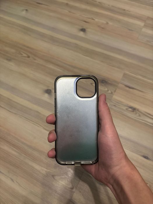 3 броя калъфи за iphone 15