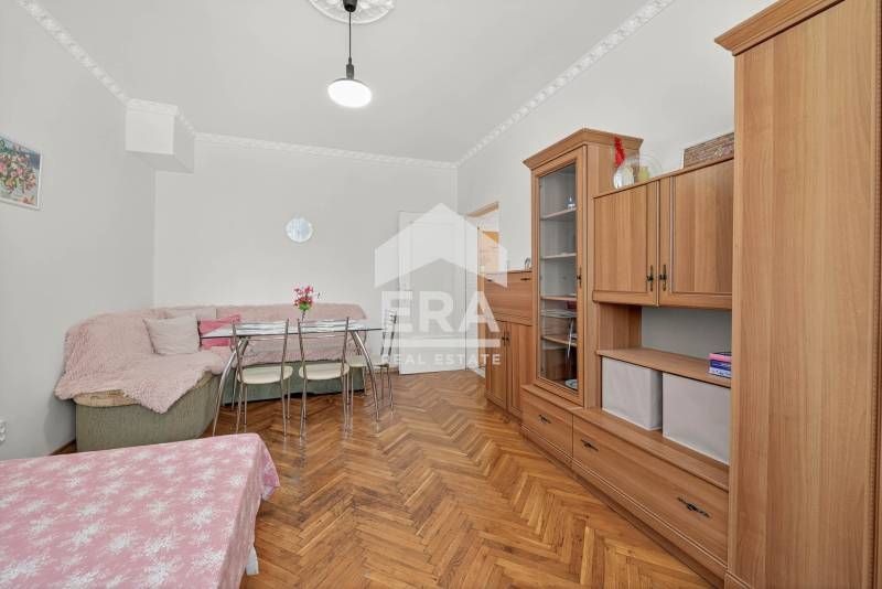 Продава се Двустаен апартамент в Варна, Цветен квартал - 40 кв.м за 2350 €/кв.м - Снимка #6