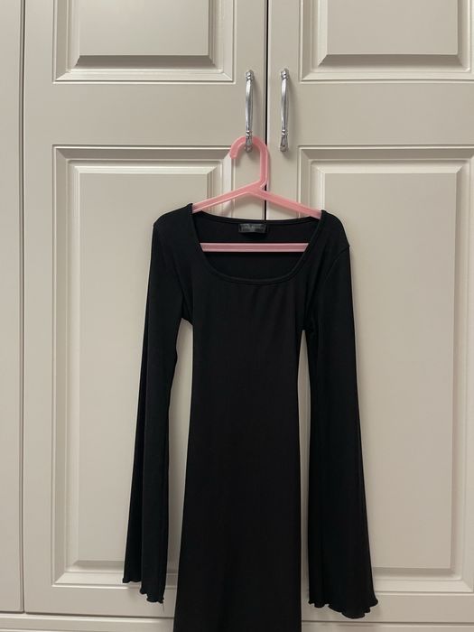 Платье в хорошем состоянии.