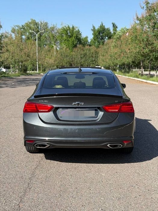 Chevrolet Malibu 2018 — 9