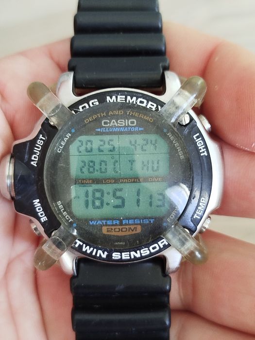 Часы Casio для дайвинга.