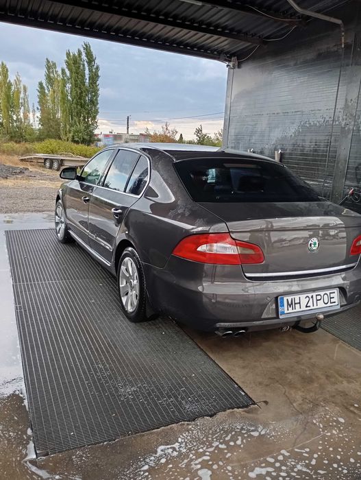 SKODA Superb 2010 — imagine 3