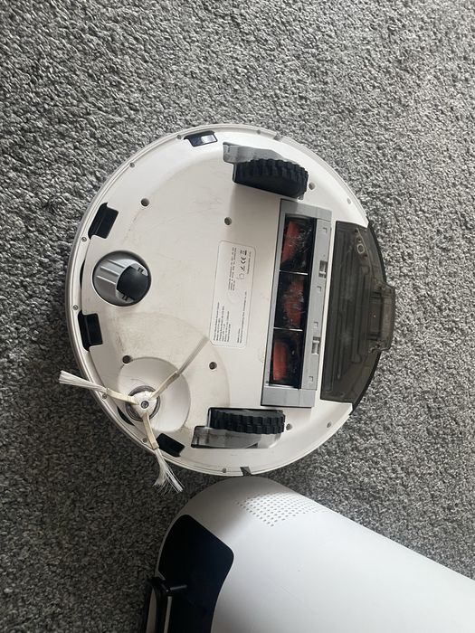 Продам пылесос робот