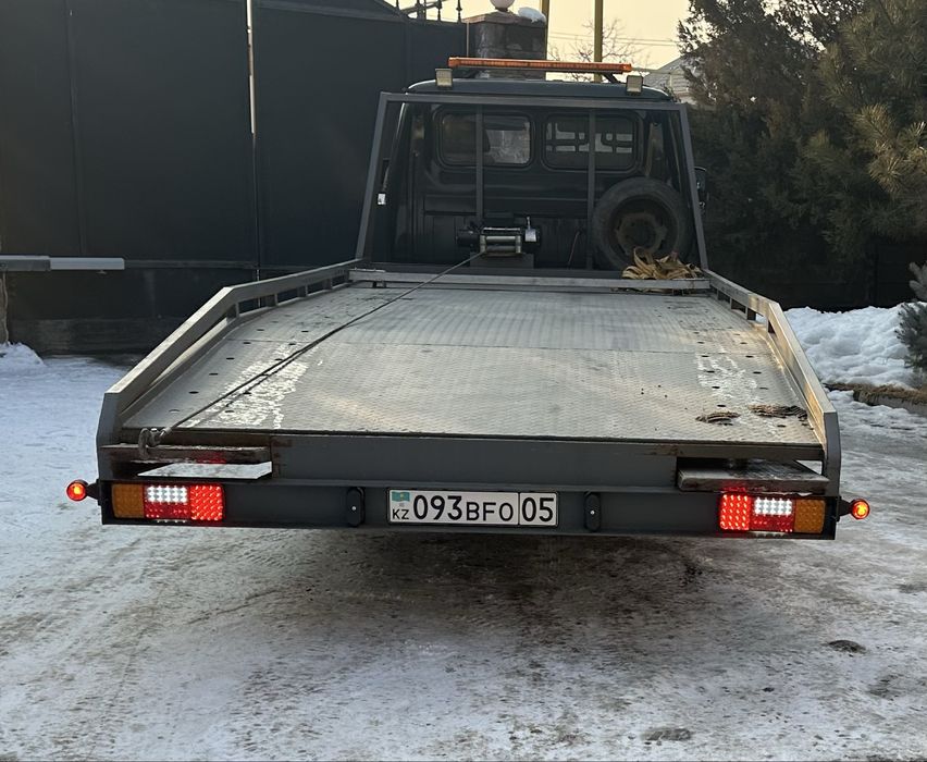 Услуги эвакуатора  24/7 Алматы