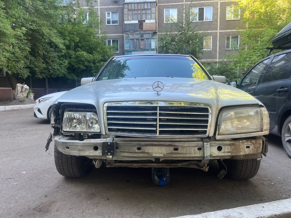 Мерседес с 220 цэшка