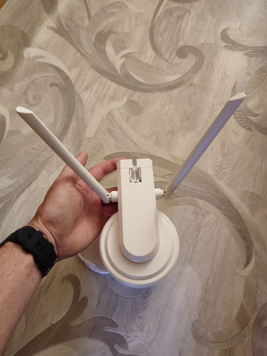 Камера видео наблюдения.