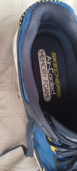 Skechers маратонки 42.5 нови