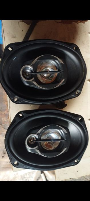 Продам динамики в хорошем состоянии