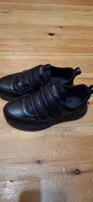 Туфли на мальчика. Размер 32