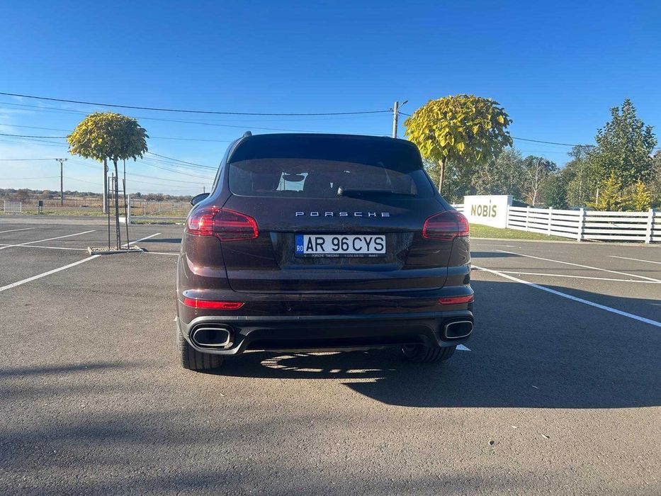 Porsche Cayenne 2016 – impecabil