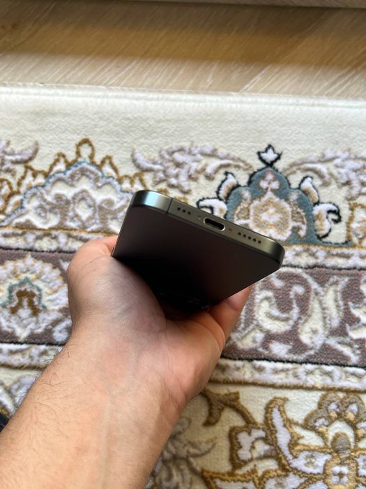 Iphone 15 pro amerikanskiy