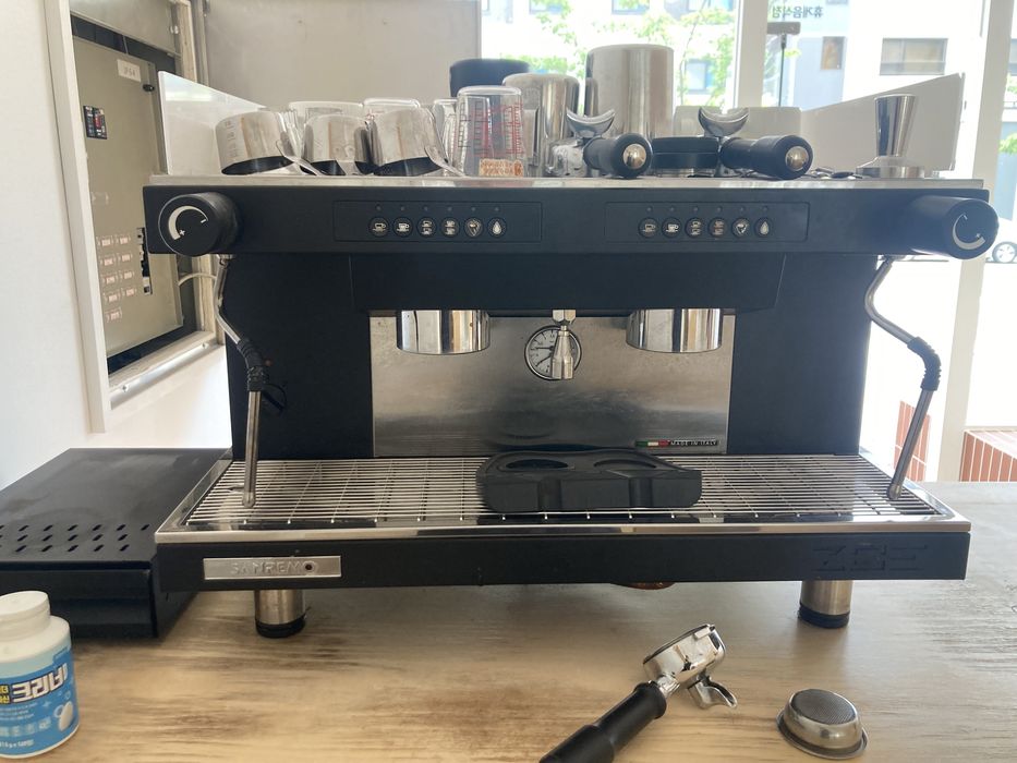 Кофе машина Sanremo _2 gr italia