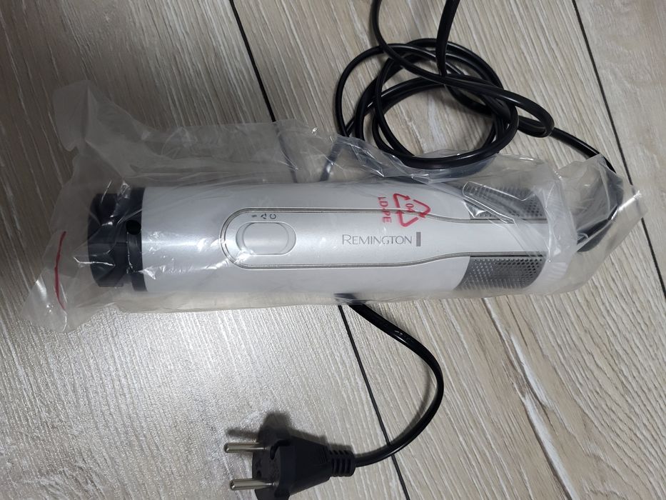 Perie de par + uscator